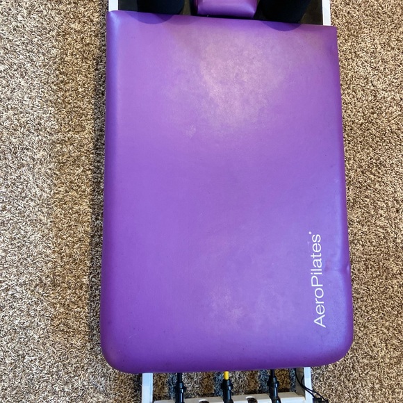 Pilates Reformer - Picture 3 of 3